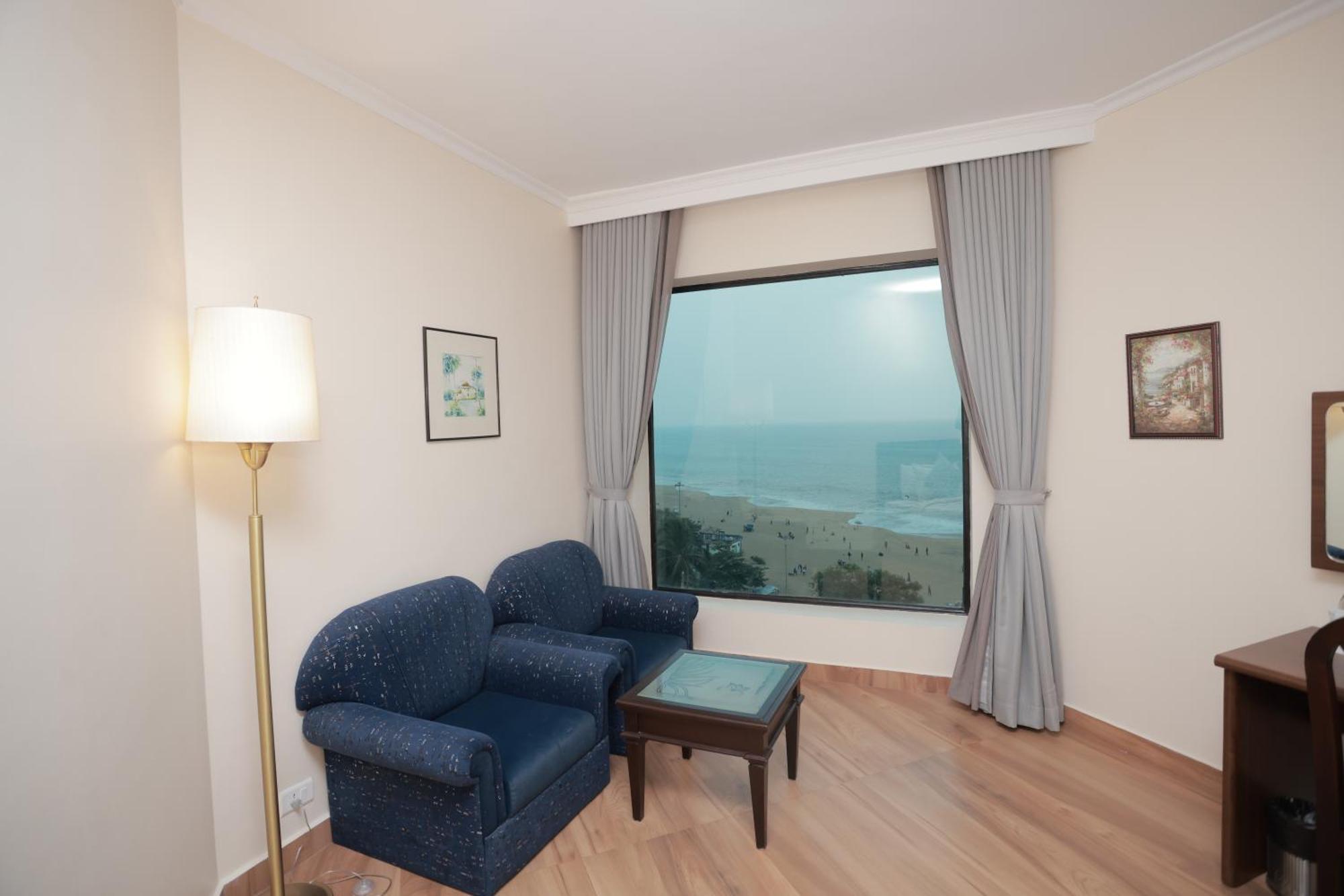 The Quilon Beach Hotel And Convention Center Коллам Экстерьер фото