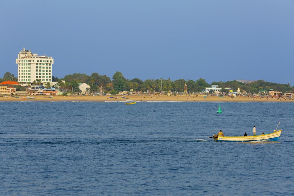 The Quilon Beach Hotel And Convention Center Коллам Экстерьер фото